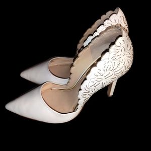 LIKE NEW- Jessica Simpson Leather Pump, US Sz 7, Eggshell White